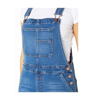 NWT XL Celebrity Pink Skirtall cute relaxed fit stretch denim. Adjustable straps